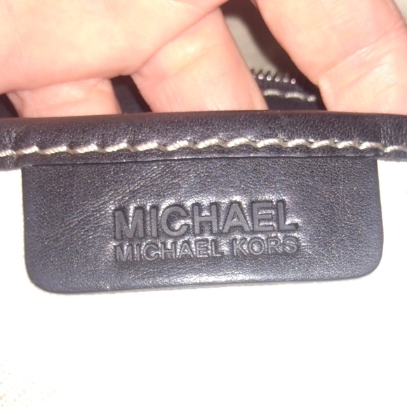 Michael Kors Black Studded Shoulder Bag With Dust Bag And Key And Lock Nwot ✨✨✨✨ - Picture 8 of 8